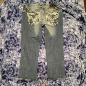 Vigoss jean capris capri size 5/6 studded Chelsea